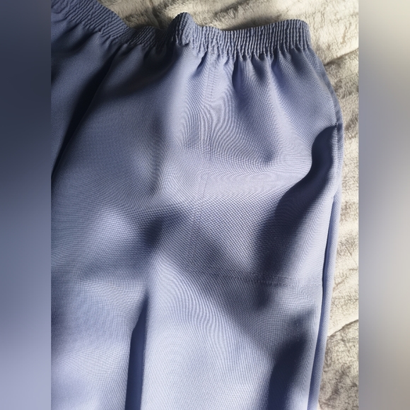 Light purple pants. Size 18 - Picture 7 of 11